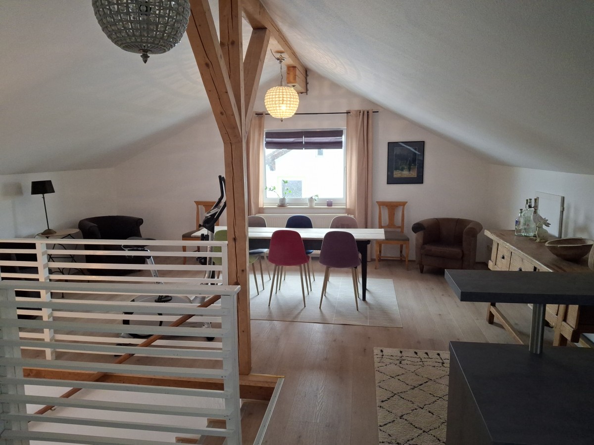 Dachgesch.-Wohn-Essbereich